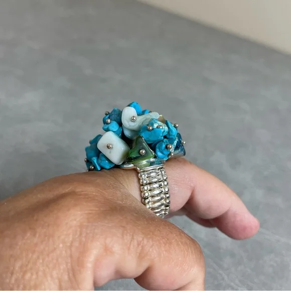 Blue and White Cluster Statement Ring with Organic Design - Picture 3 of 9
